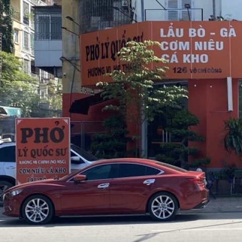 Pho Bo 10 Ly Quoc Su - Authentic Taste of Hanoi