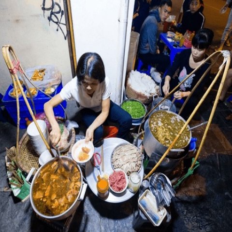 Pho Ganh Hanoi - A Taste of Old Hanoi’s Culinary Tradition